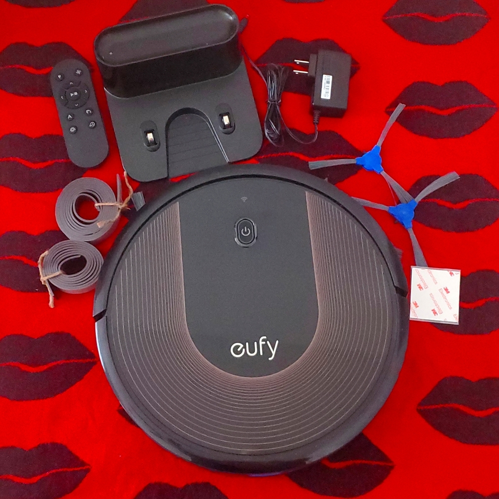 Eufy Robovac 30c Robot Vacuum Cleaner with Boundary Strips